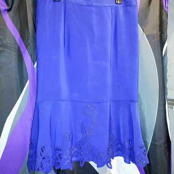 CHURCH/WORKFLOW!! 2-piece royal blue printed skirt suit - Picture 9 of 10